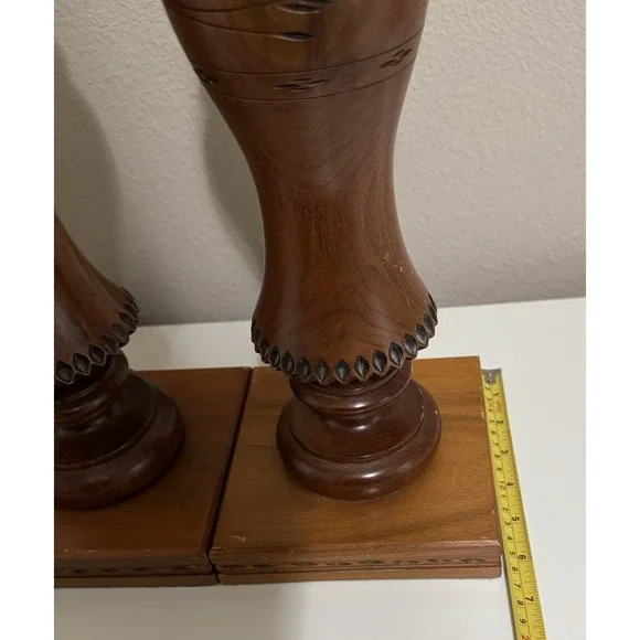 The Wood Whittler MCM Pair Lamps Hand Carved NOT TWINS 18tall Square Base Works